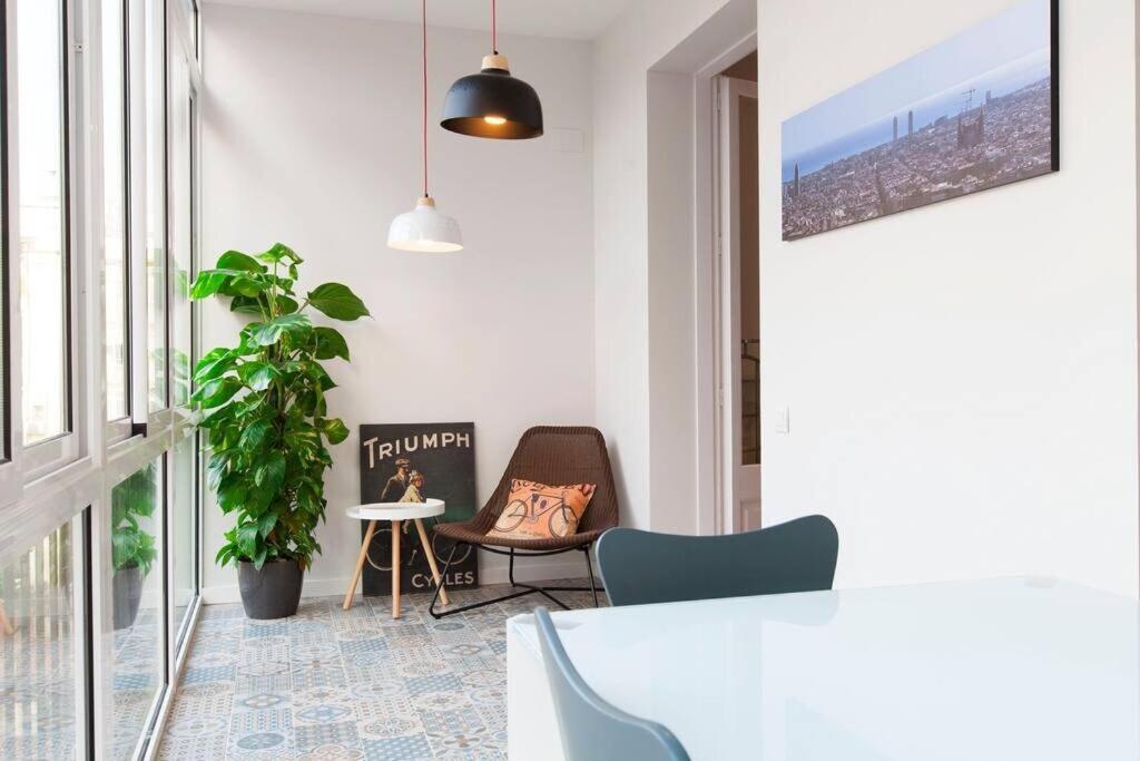 Beautiful 4Bd 4Ba Apartment In Eixample District Barcelona Exterior foto